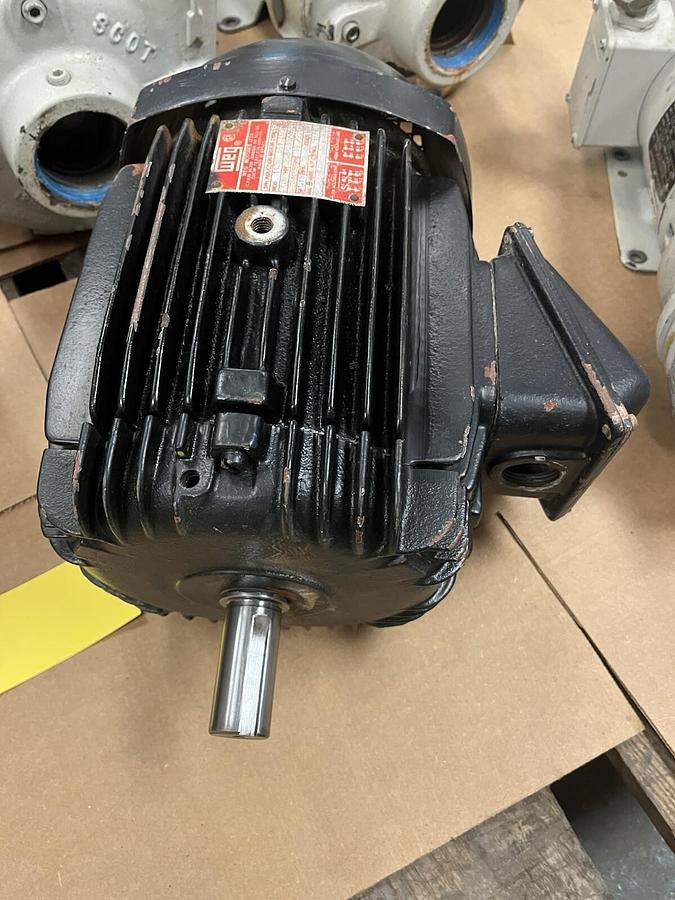 Used WEG,112M-591,INDUCTION MOTOR 7.5HP 3480RPM 3PH