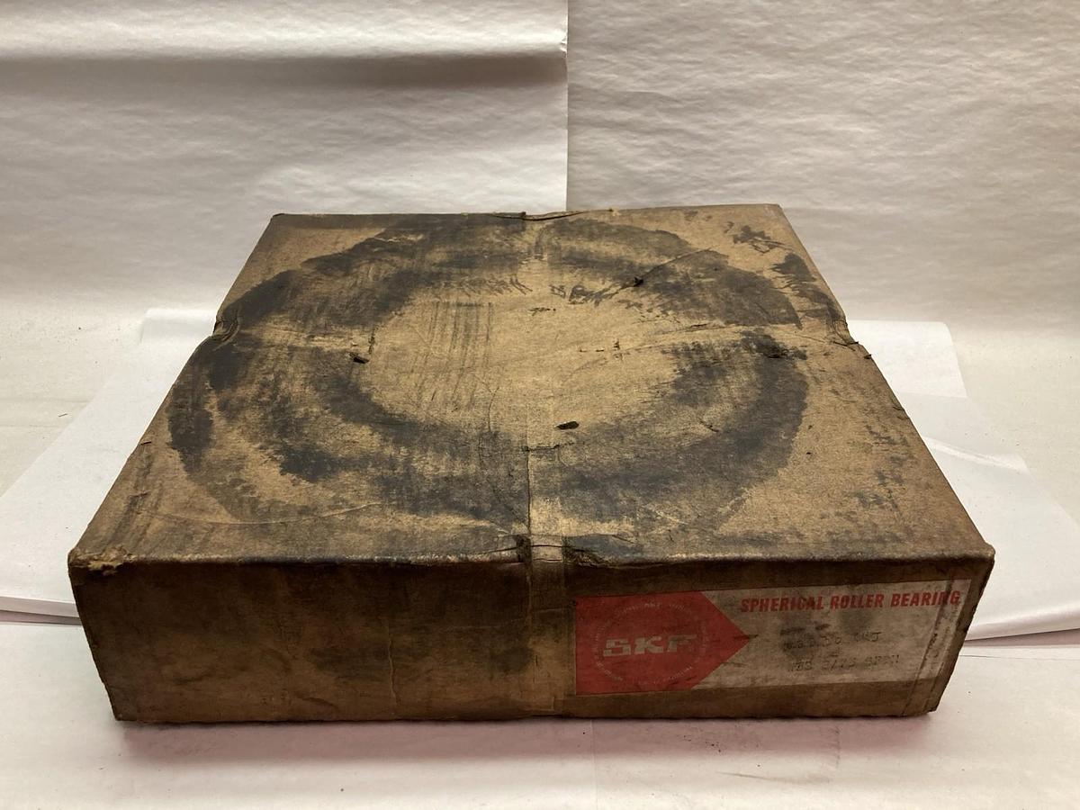 SKF,22236 CKJ,Spherical Roller Bearing