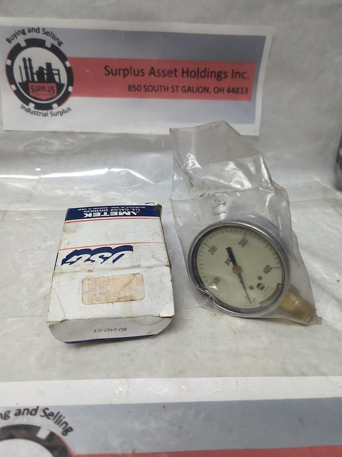 AMETEK USG,153253LS,GAUGE 2-1/2 IN FACE 1/4 IN NPT BOTTOM CONNECTION 400PSI NOS