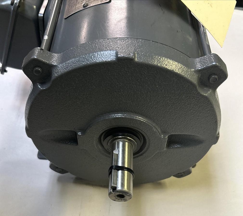 DAYTON,2N933G,INDUSTRIAL MOTOR 1HP 1760RPM 208-230/460V 3PH 182 FRAME