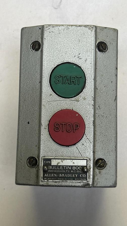 Used ALLEN BRADLEY,800,START / STOP PUSHBUTTON ENCLOSURE
