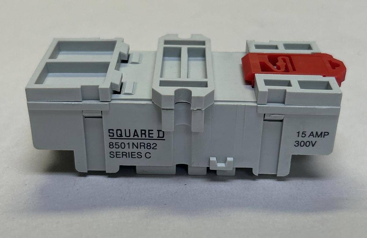 Used SQUARE D,8501NR82,RELAY SOCKET NEW