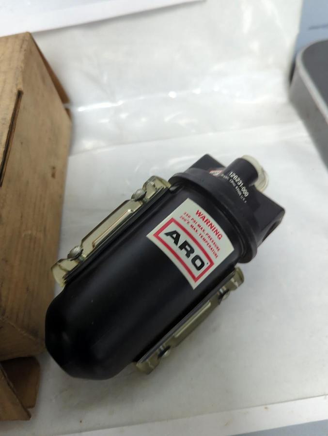 ARO FLUID POWER,126231 000,LUBRICATOR 3/8 INCH NOS