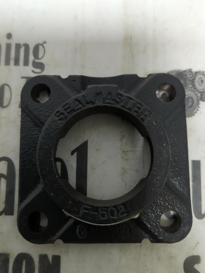 SEALMASTER,SF-204,20MM FLANGE BEARING UNIT HOUSING ONLY  NOS