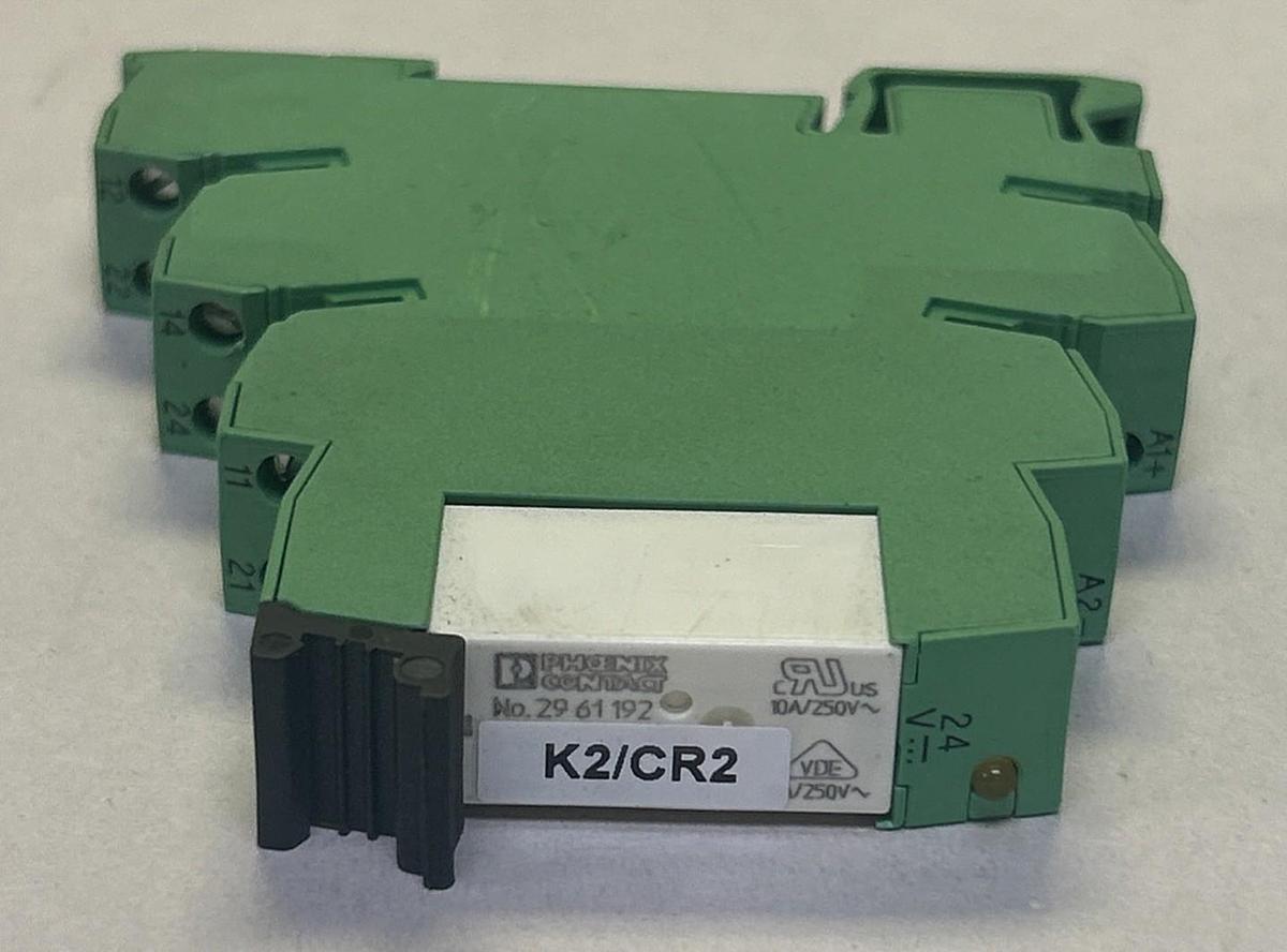 Used PHOENIX CONTACT,PLC-BSC-24DC/21-21,RELAY MODULE
