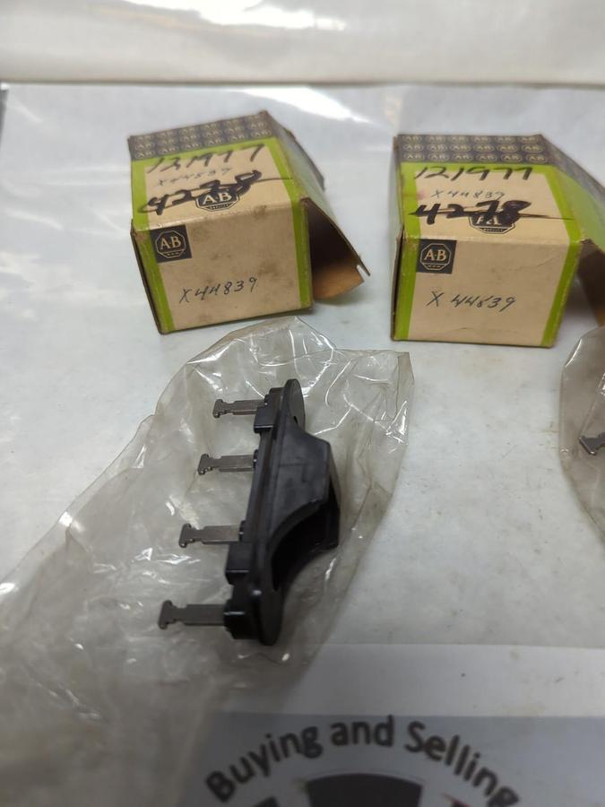 ALLEN BRADLEY,X-44839,SERVICE PART LOT OF 2 NOS