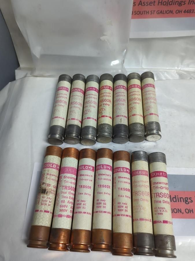 Used GOULD SHAWMUT,TRS60R,TRI-ONIC 60 AMP FUSE LOT OF 14 PRE-OWNED