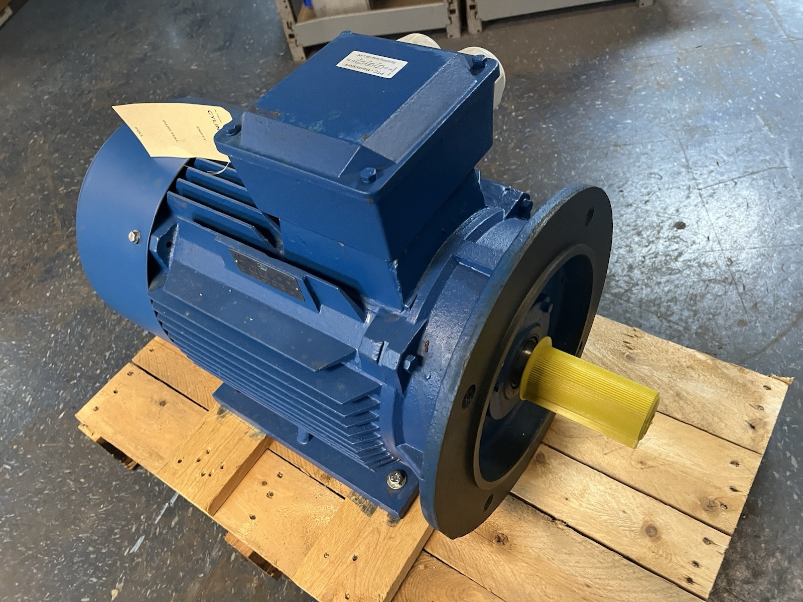 CEG,T160L-2,MOTOR 18.5kW 400/690V 440/760V 3515RPM 3PH