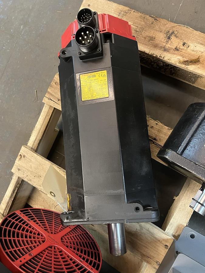 Used FANUC,A06B-0152-B077,AC SERVO MOTOR