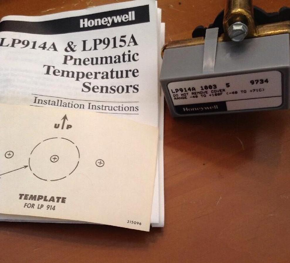 Honeywell,LP914A 1003,Insertion Temperature Sensor  Range -40-160F