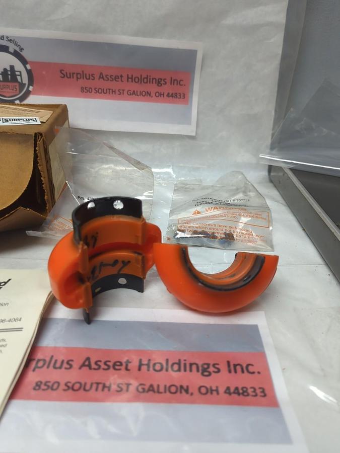 REXNORD,3Q04,OMEGA E2 ELEMENT/COUPLING 3/16 IN X3/32 IN KW NOS