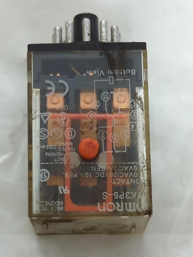 Used OMRON,MK3P5-S,PLUG IN RELAY 11-PIN 10A LOT OF 2 PRE-OWNED
