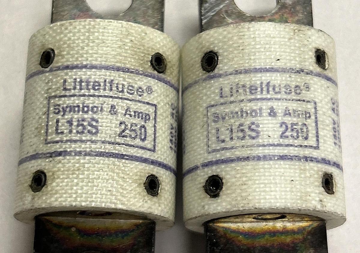 LITTELFUSE,L15S250,SEMICONDUCTOR FUSES 250A 150V LOT OF 2 NOS