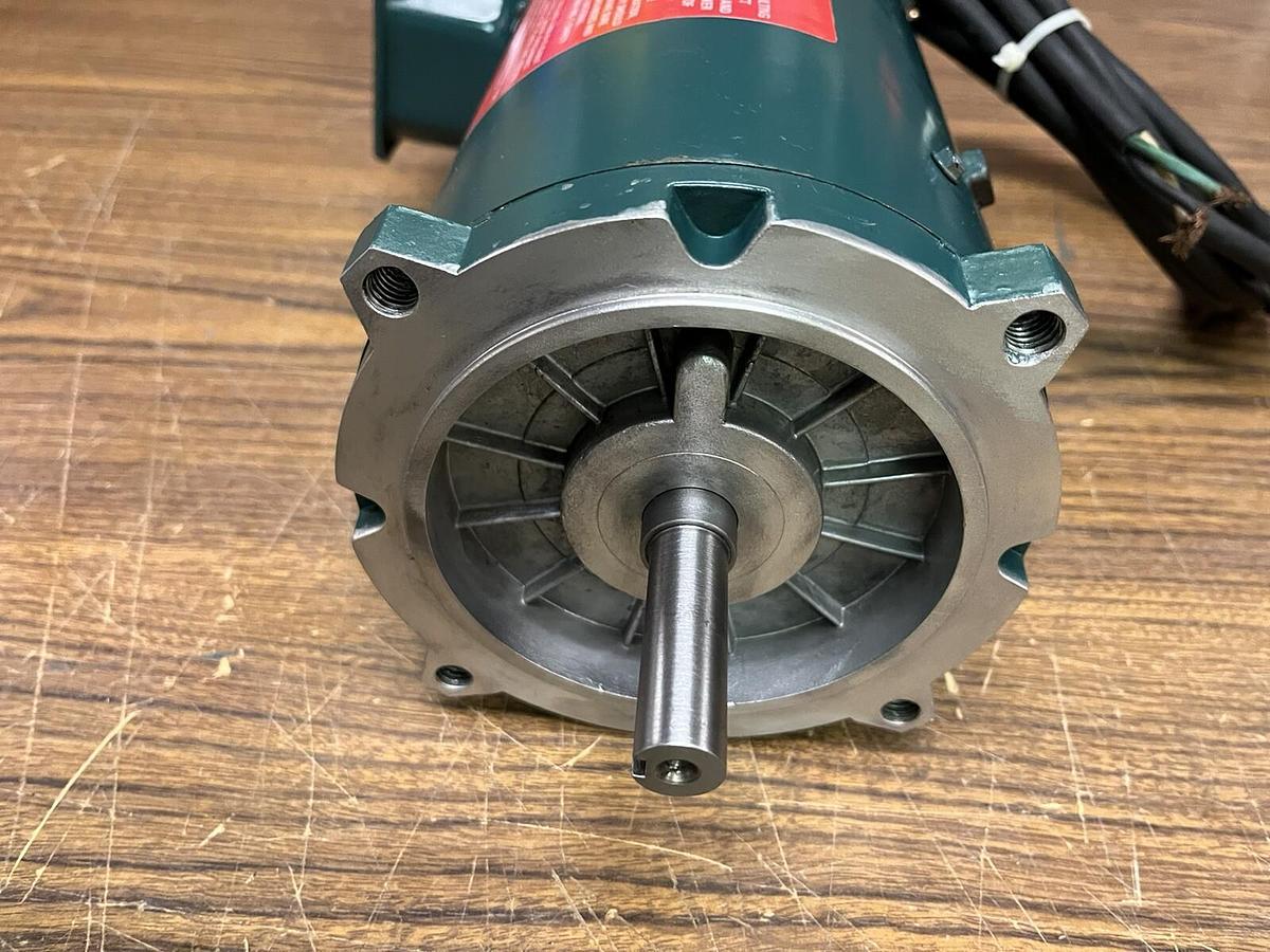 Used RELIANCE,T56H1012N-XD,DC MOTOR 3/4 HP 90VDC 1725 RPM EF56C