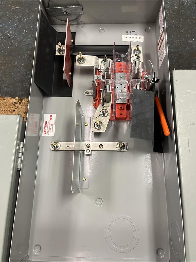 Milbank,320,Amp Meter Base Socket 3PH