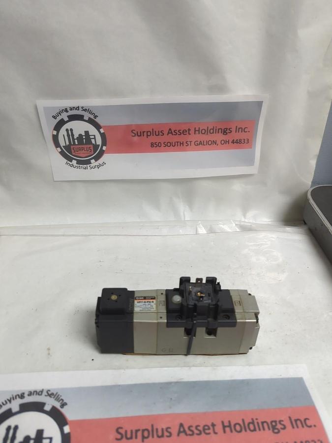 Used SMC,VP7-6-FG-S,SOLENOID VALVE PRE-OWNED