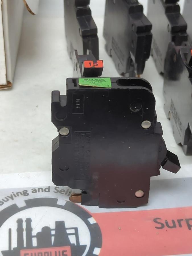 Used FEDERAL PACIFIC,NC115,STAB-LOK CIRCUIT BREAKER 15 AMP 1-POLE LOT OF 12 PRE-OWNED