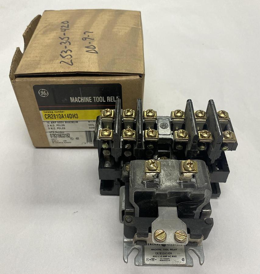 General Electric,CR2810A14DH3,Machine Tool Relay 10A 600V NOS