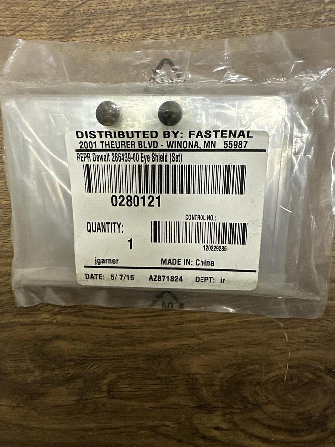 Used Dewalt,286439-00,Eye Shield Set