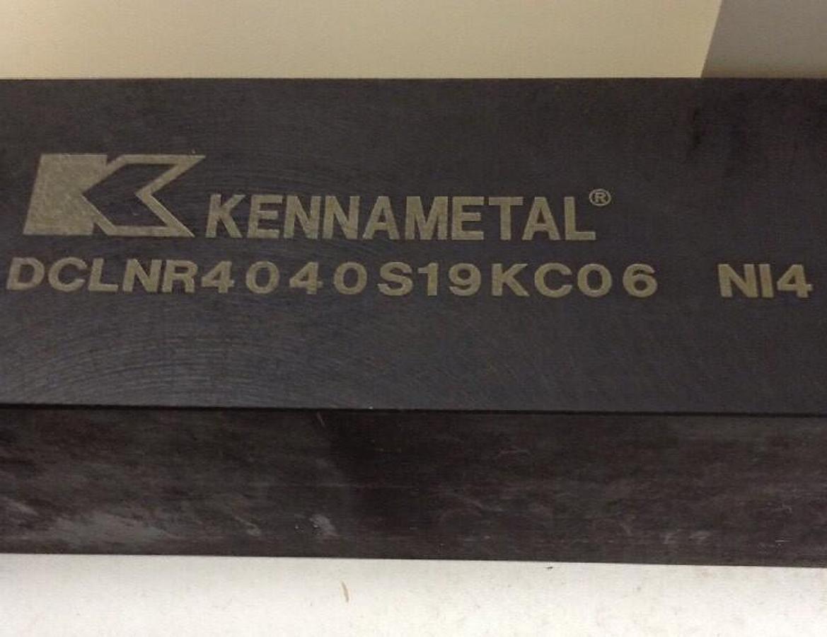 Kennametal,DCLNR 4040S 19 KC06,Tool Holder Single Screw Clamp