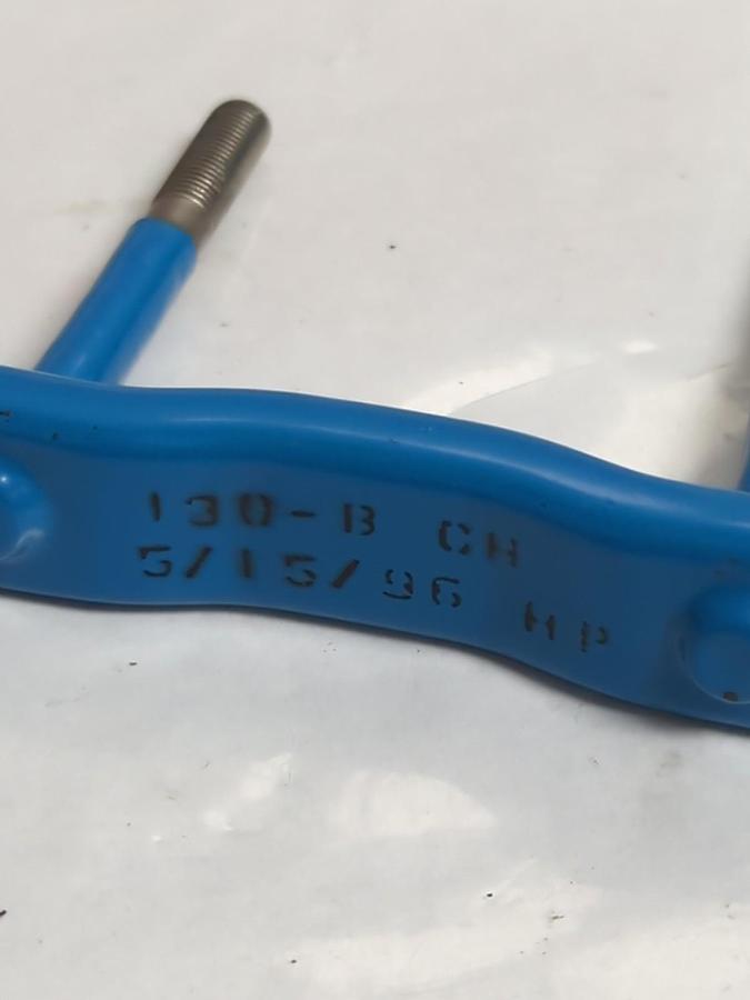 Used COMPRESSION MOUNTING CLAMP,130-B CH,BLUE MOUNTING CLAMP 5/15/96 HP PRE-OWNED
