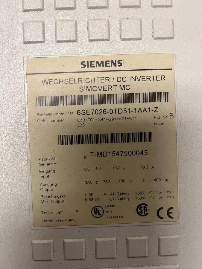 Used SIEMENS,6SE7026-OTD51-1AA1-Z, SIMOVERT DC INVERTER IN 650V 70.2A OUT 480V 53.7A
