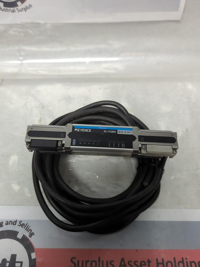 Used KEYENCE,SL-V08H-R,LIGHT CURTAIN RECIEVER WITH CABLE 24V DC 70 mA PRE-OWNED