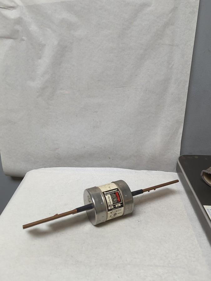 Used COOPER BUSSMANN,FRS-R-450,FUSETRON 450 AMP FUSE PRE-OWNED