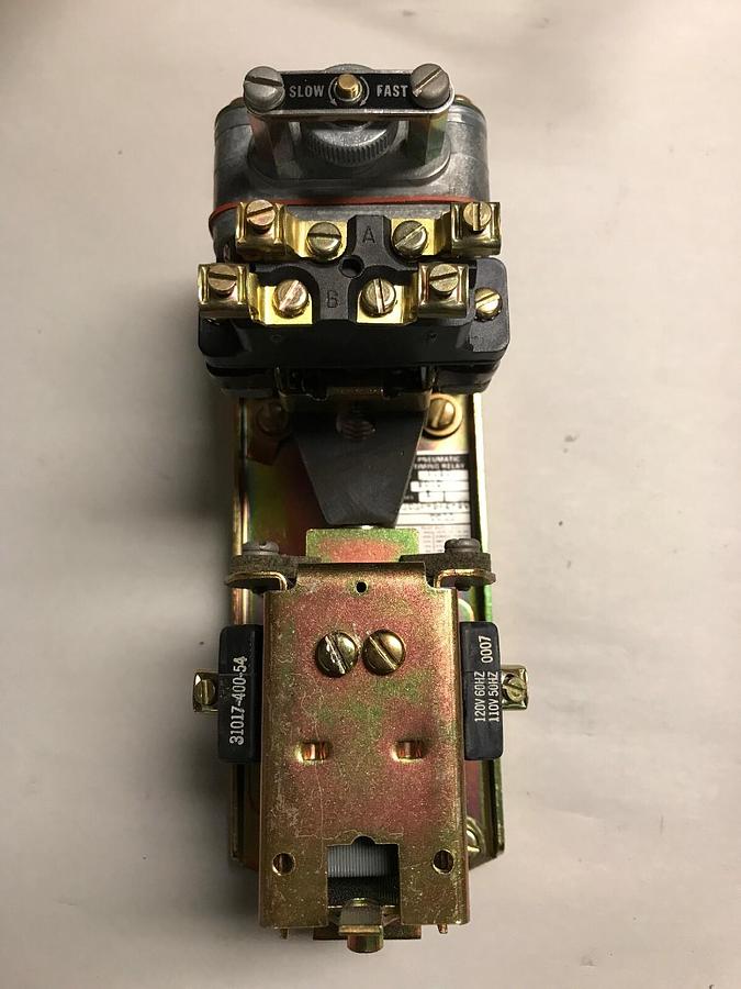 Square D,9050 B01DV02,Timing Relay