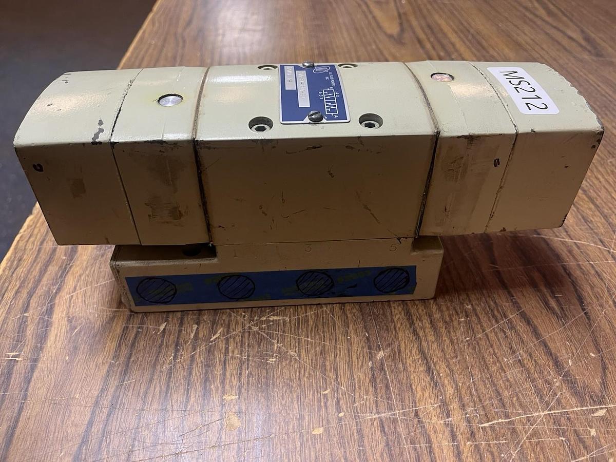 Used ISI FLUID POWER,500-37-140-37,SOLENOID VALVE 120V