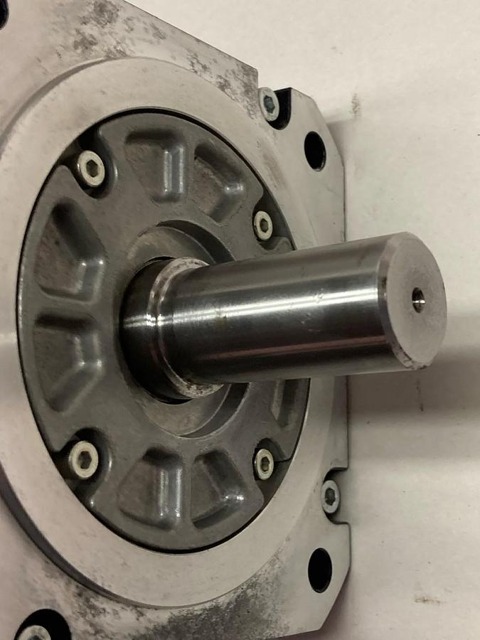 Used Mitsubishi,HF-SP102,AC Servo Motor 125V 5.3 1kW 2000 r/min 6.5kg