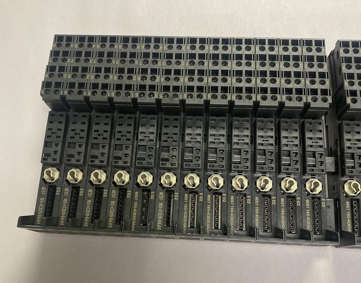 Used SIEMENS,TM-E15S24-01,TERMINAL MODULE LOT OF 25