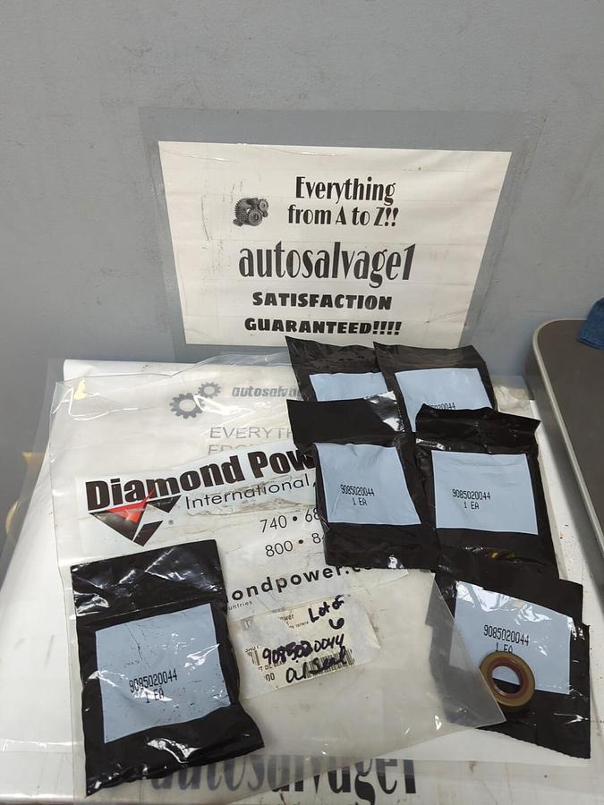 DIAMOND POWER,9085020044,OIL SEAL LOT OF 6