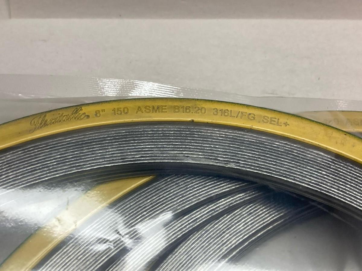 Flexitallic,150 ASME,8 Inch Spiral Round Gasket B16.20 316L/FG LOT OF 8