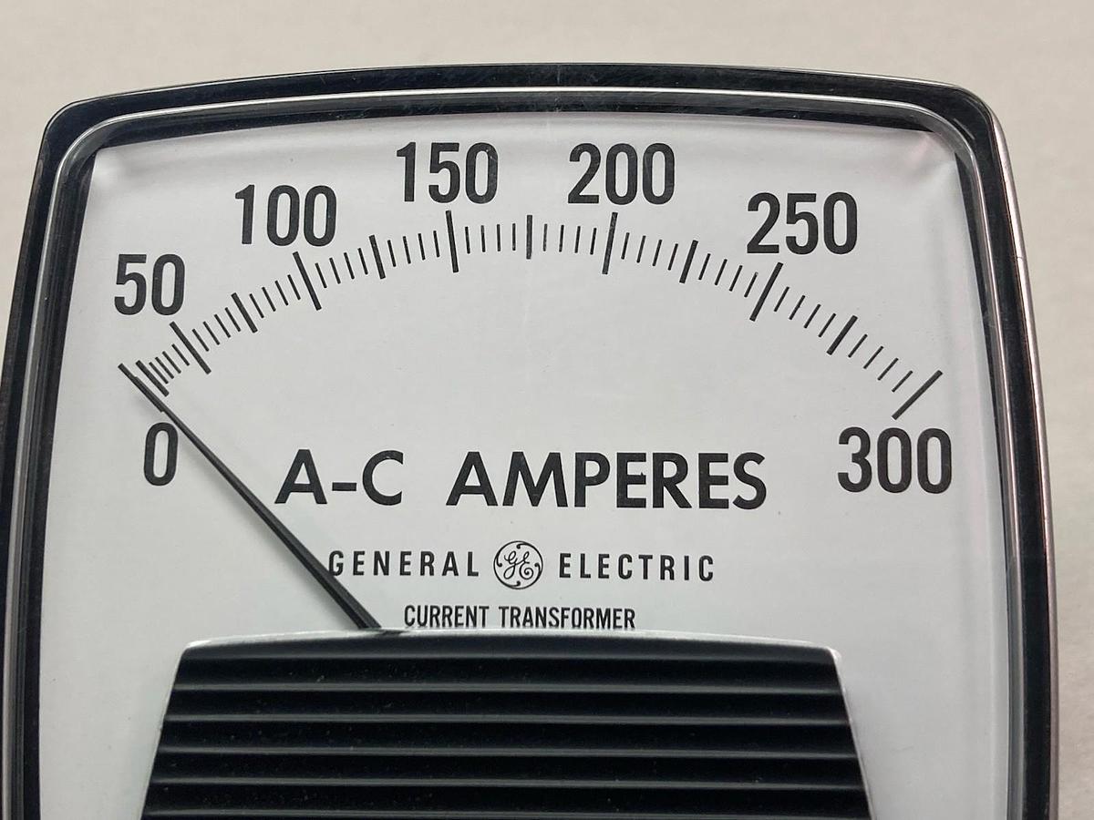General Electric,50-162149LSRX,A-C Ampered Panel Meter 0-300