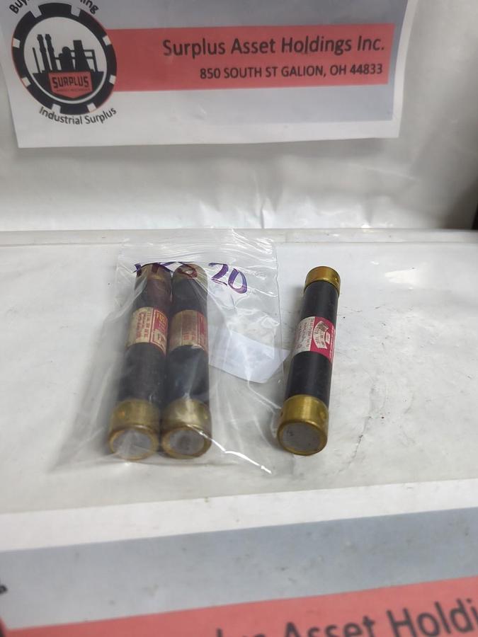 Used COOPER BUSSMANN,FRS-20,FUSETRON FUSE 20 AMP LOT OF 3 PRE-OWNED