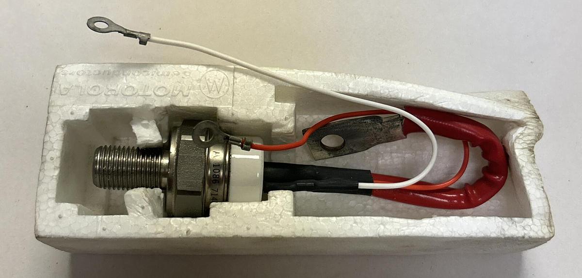 MOTOROLA,SCR1086,SEMICONDUCTOR NOS