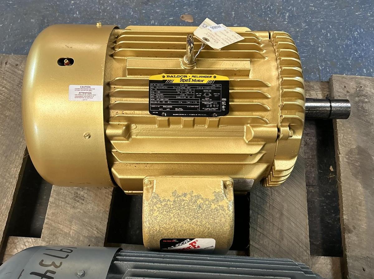 Used BALDOR,EM4100T,SUPER-E MOTOR 15HP 1180RPM 230/460V 3PH 284T FRAME