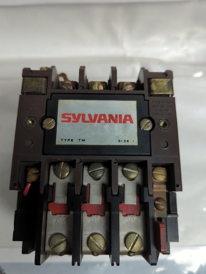 Used SYLVANIA,T13U031,CONTACTOR TYPE TM SIZE 1 27 AMP PRE-OWNED