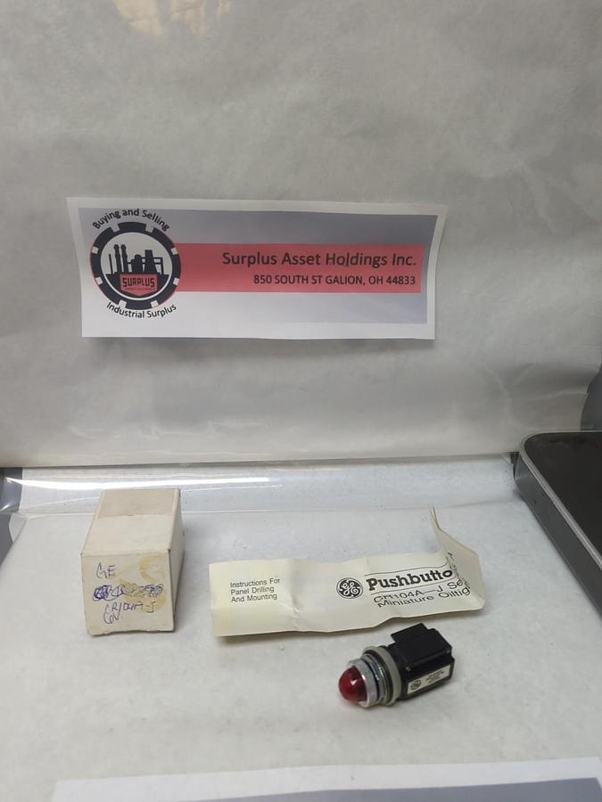 GENERAL ELECTRIC,CR104A-J,MINIATURE OIL TIGHT PUSHBUTTON RED 6V NOS