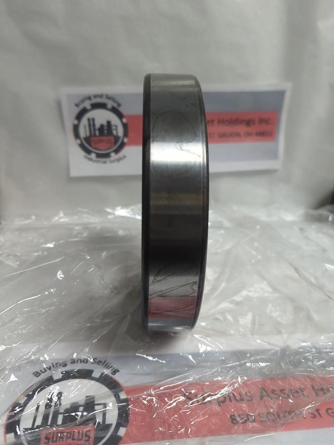 Used SKF,6220,DEEP GROOVE BALL BEARING PRE-OWNED