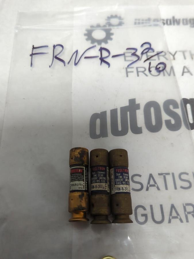 COOPER BUSSMANN,FRN-R-3-2/10,FUSETRON 3-2/10 AMP FUSE LOT OF 3 NOS