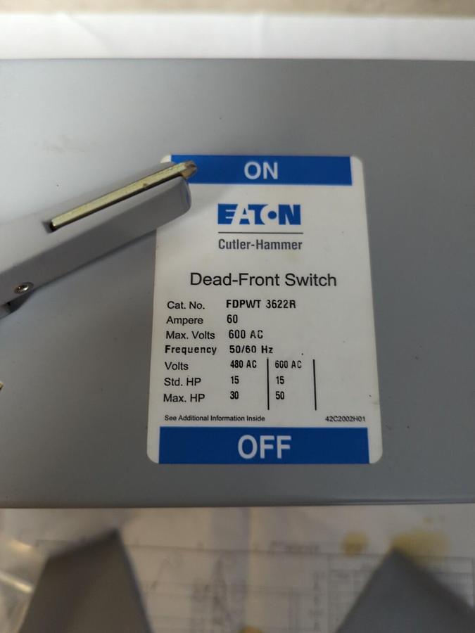 CUTLER HAMMER,FDWT 3622R,DEAD FRONT TWIN FUSIBLE SWITCH 60 AMP 600 VAC NOS