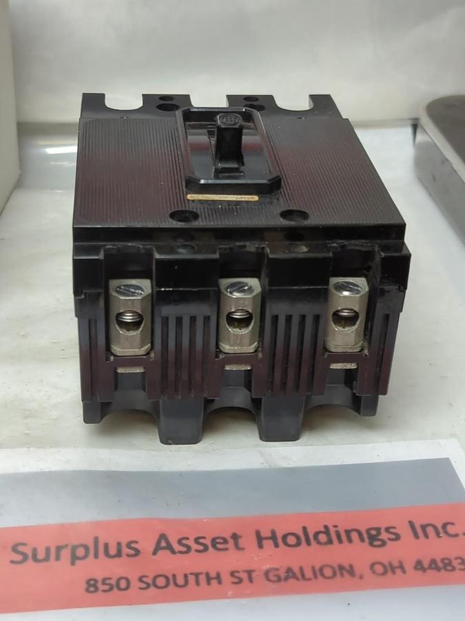 Used I.T.E.,EE3-B060,CIRCUIT BREAKER 3-POLE 60 AMP PRE-OWNED