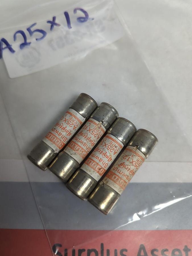 Used GOULD SHAWMUT,A25X12,AMP-TRAP 12 AMP FUSE LOT OF 4 PRE-OWNED