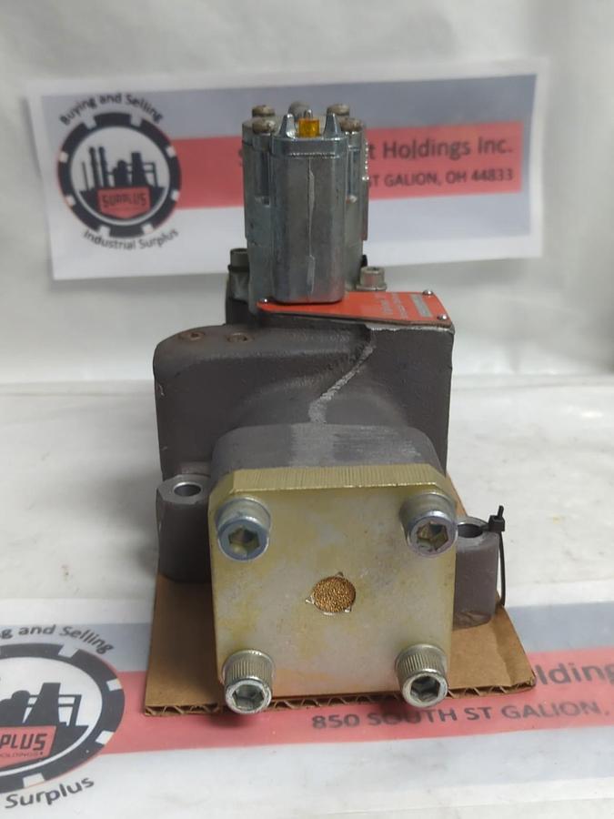 Used SCHRADER-BELLOWS,16758910253,VALVAIR II SOLENOID VALVE WITH PILOT PRE-OWNED