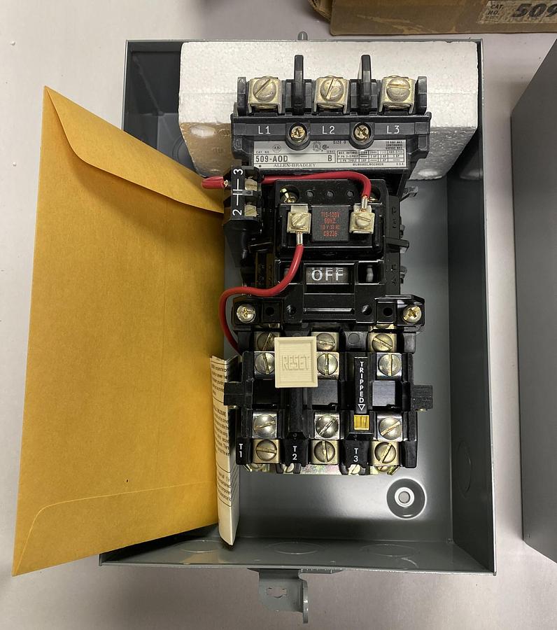 ALLEN BRADLEY,509-AAD,SER B SIZE 0 FULL VOLTAGE NON-REVERSING STARTER NOS