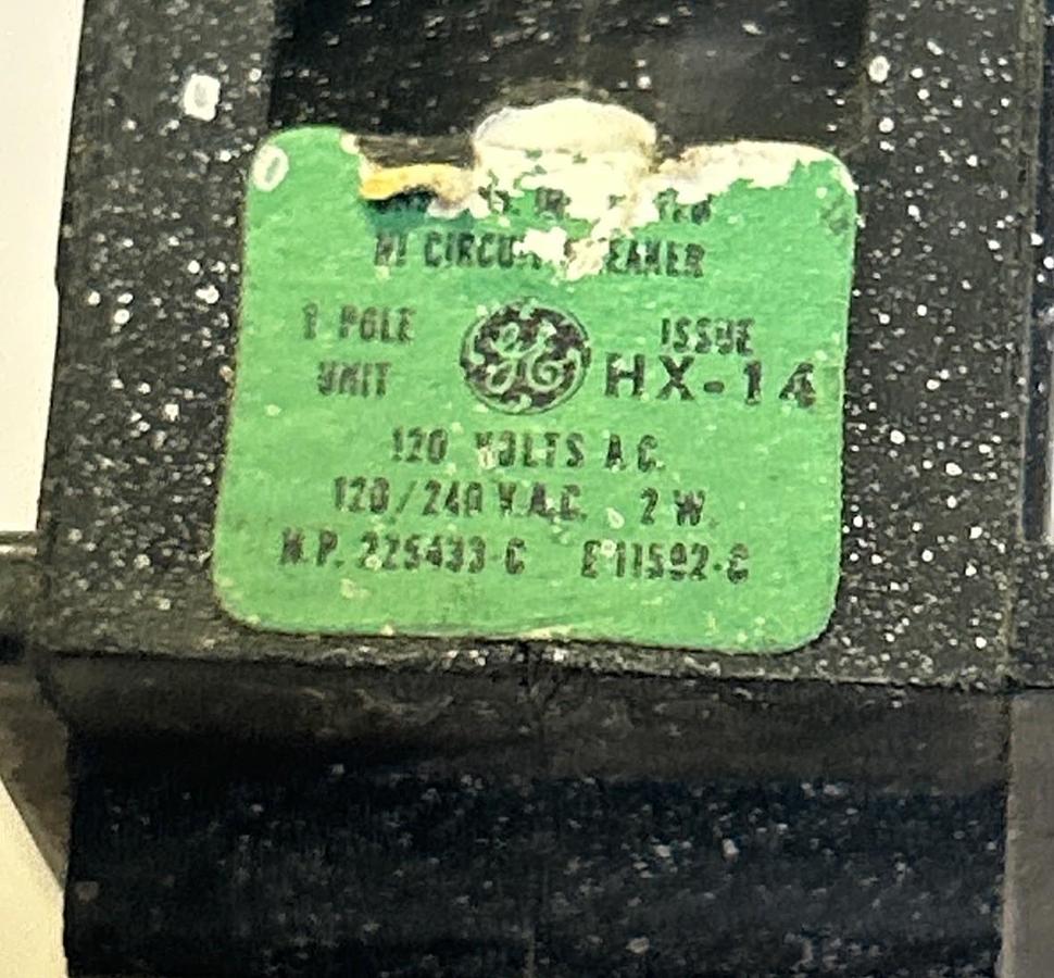 Used GENERAL ELECTRIC,TQL115,CIRCUIT BREAKER 15A 120/240V 1P LOT OF 6