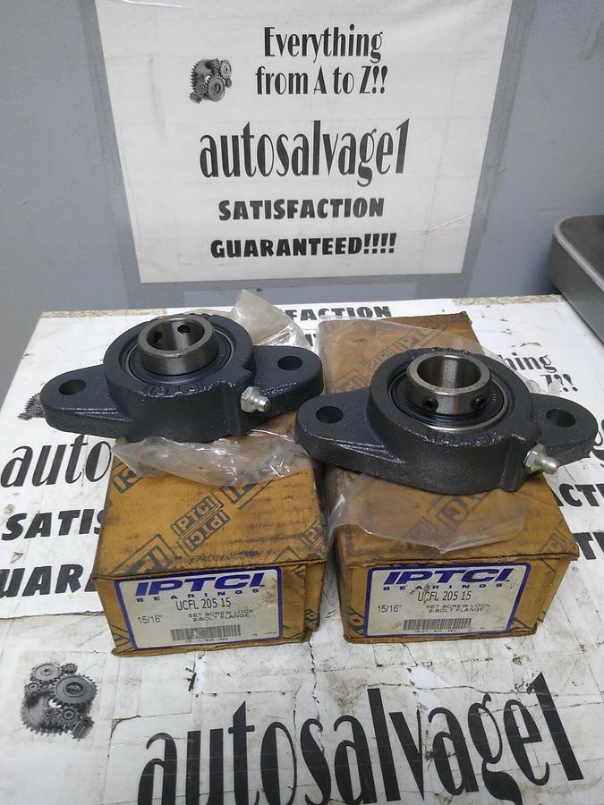 IPTCI,UCFL 205 15,FLANGE MOUNT BEARING 15/16 IN LOT OF 2 NOS