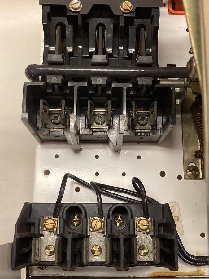 Used Siemens Tiastar Furnas,Size 1,12 Inch Fused MCC Starter Bucket 27A 50/60Hz